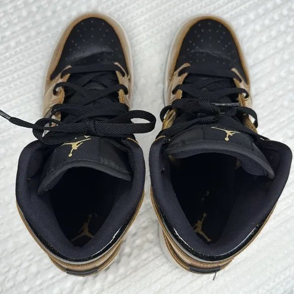 Air Jorden 1 Mid SE Glitter Metallic Gold GS Sneaker Size 6Y
