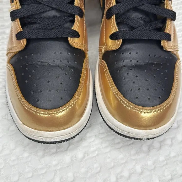 Air Jorden 1 Mid SE Glitter Metallic Gold GS Sneaker Size 6Y