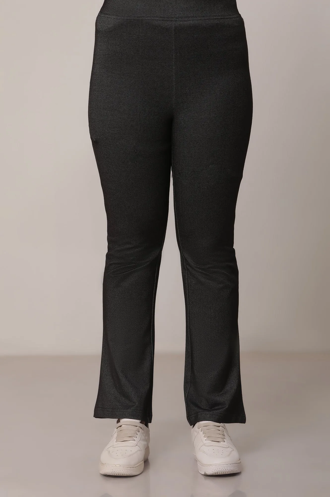 Black Solid Cotton Blend Flarred Pants