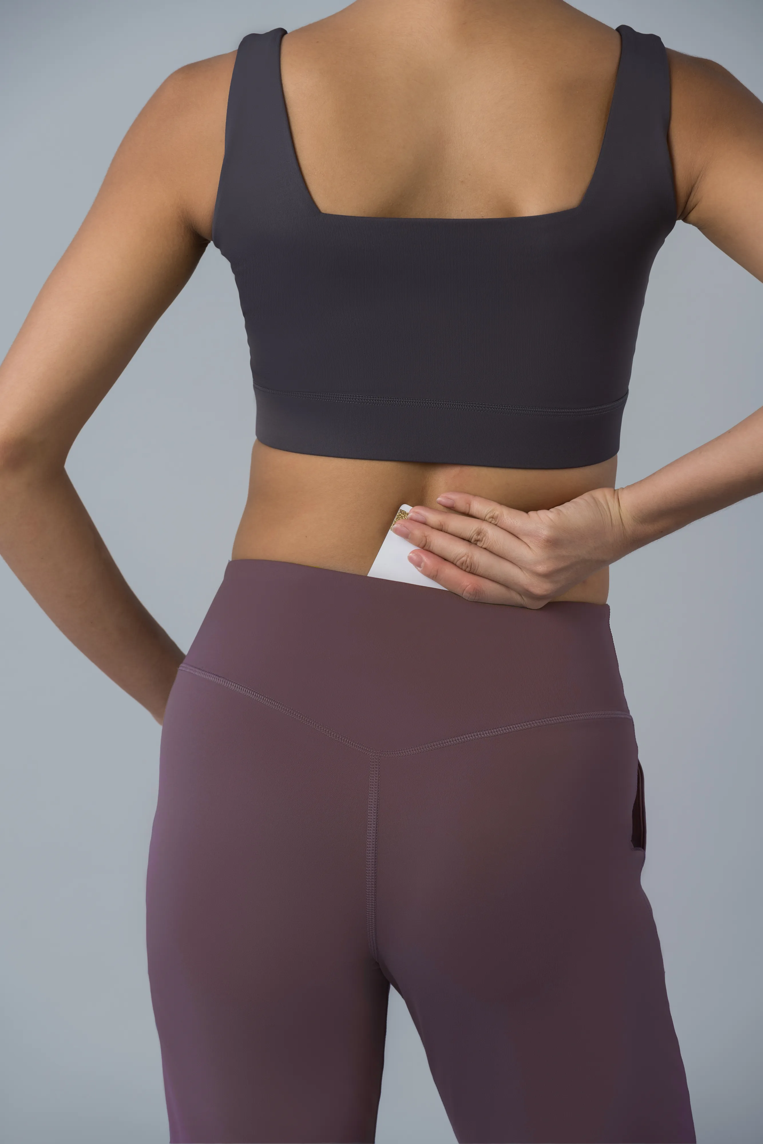 Easy Joggers in Plum