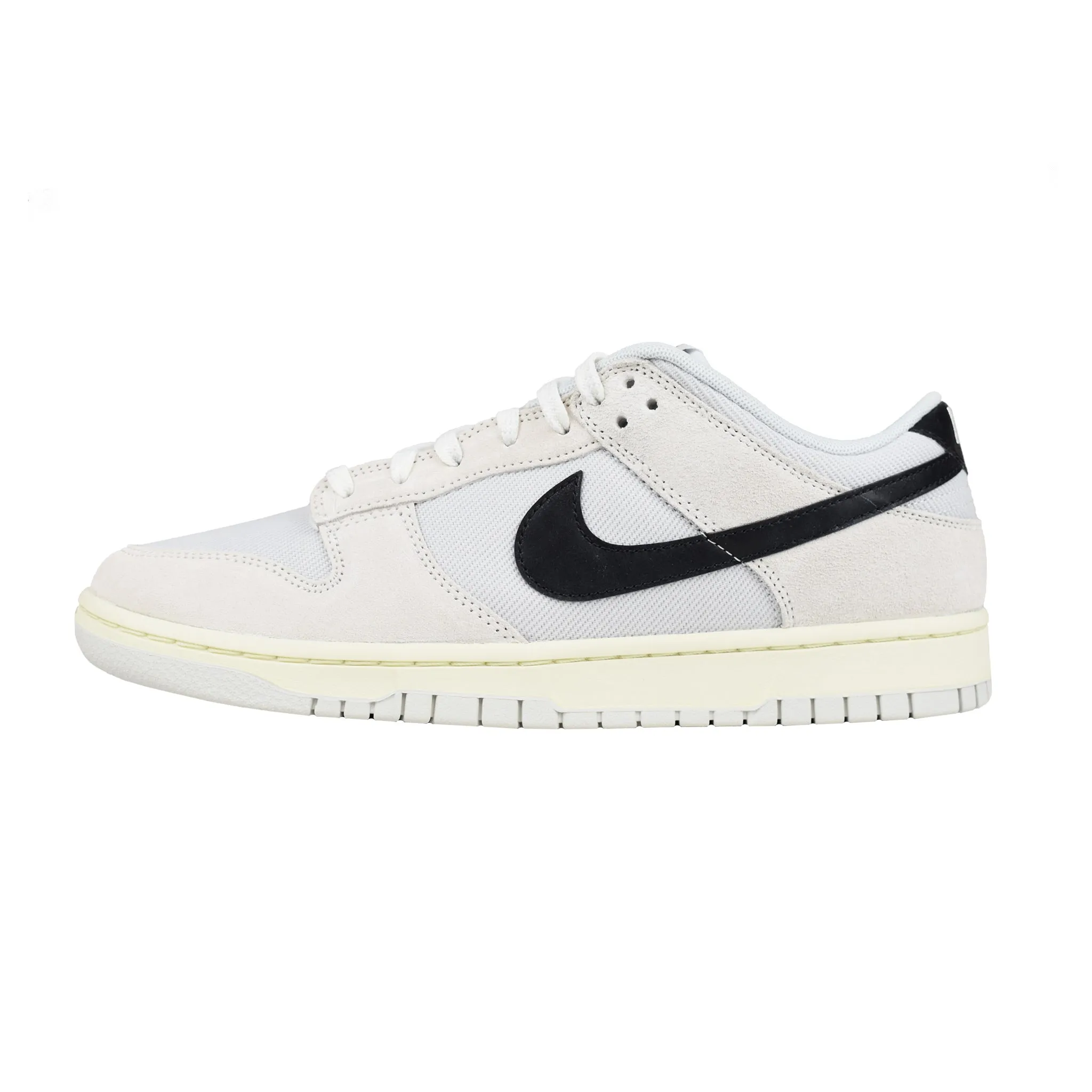 Nike Dunk Low - Certified Fresh